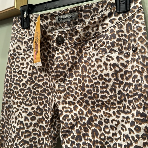 NWT Emperial Women’s Size 7 Leopard Print Pants - Picture 6 of 9